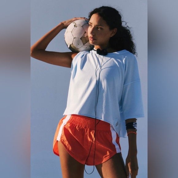 🌟 NWT 🌟 Free People Inspire Tee - Picture 1 of 3